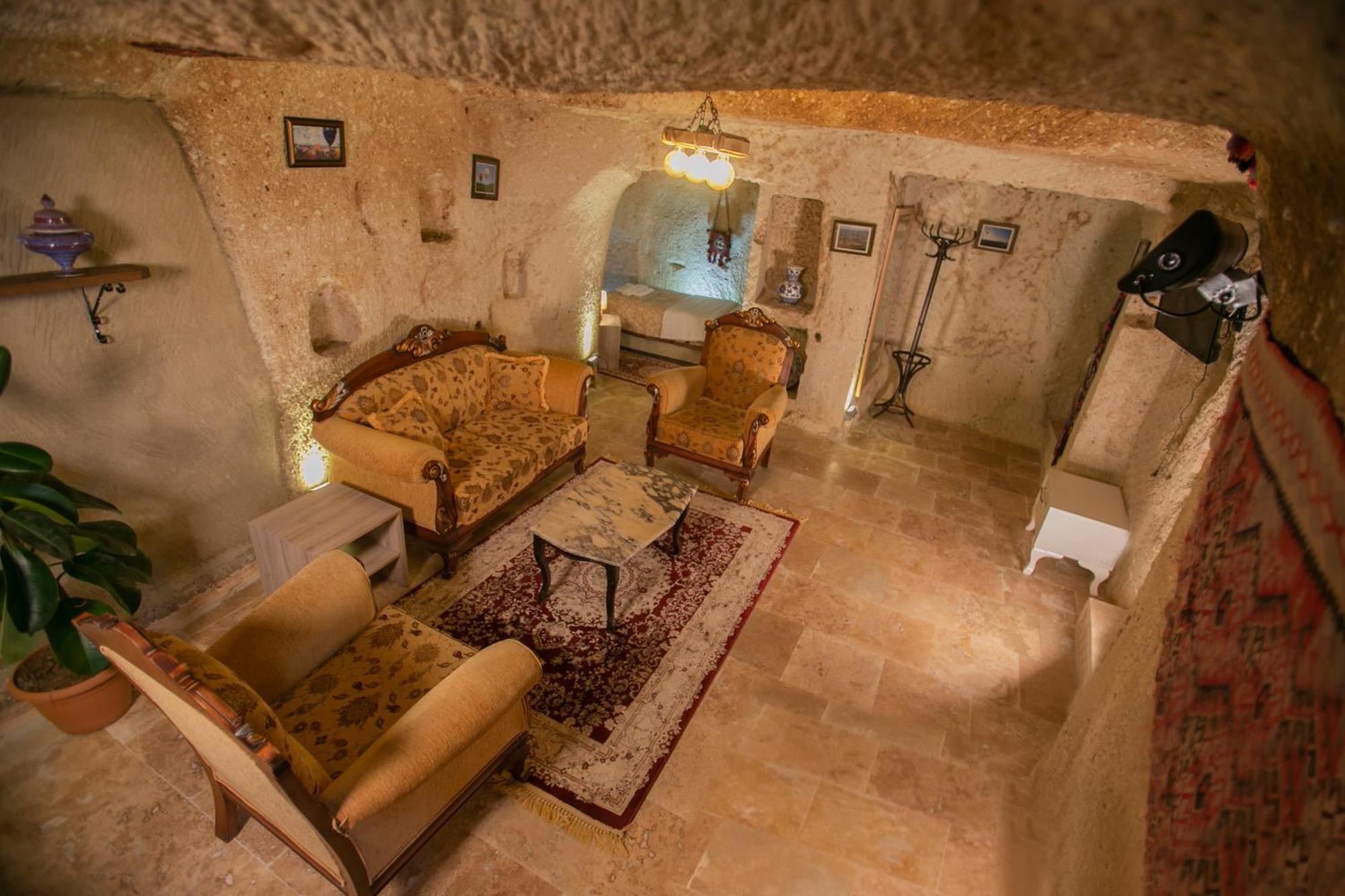 Kamelya Cave Hostel (Adults Only) ギョレメ エクステリア 写真