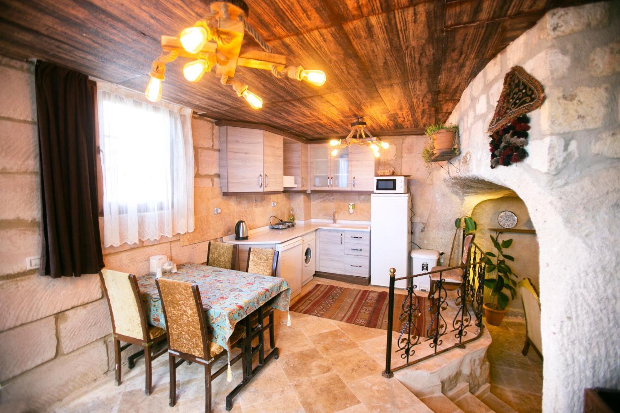 Kamelya Cave Hostel (Adults Only) ギョレメ エクステリア 写真