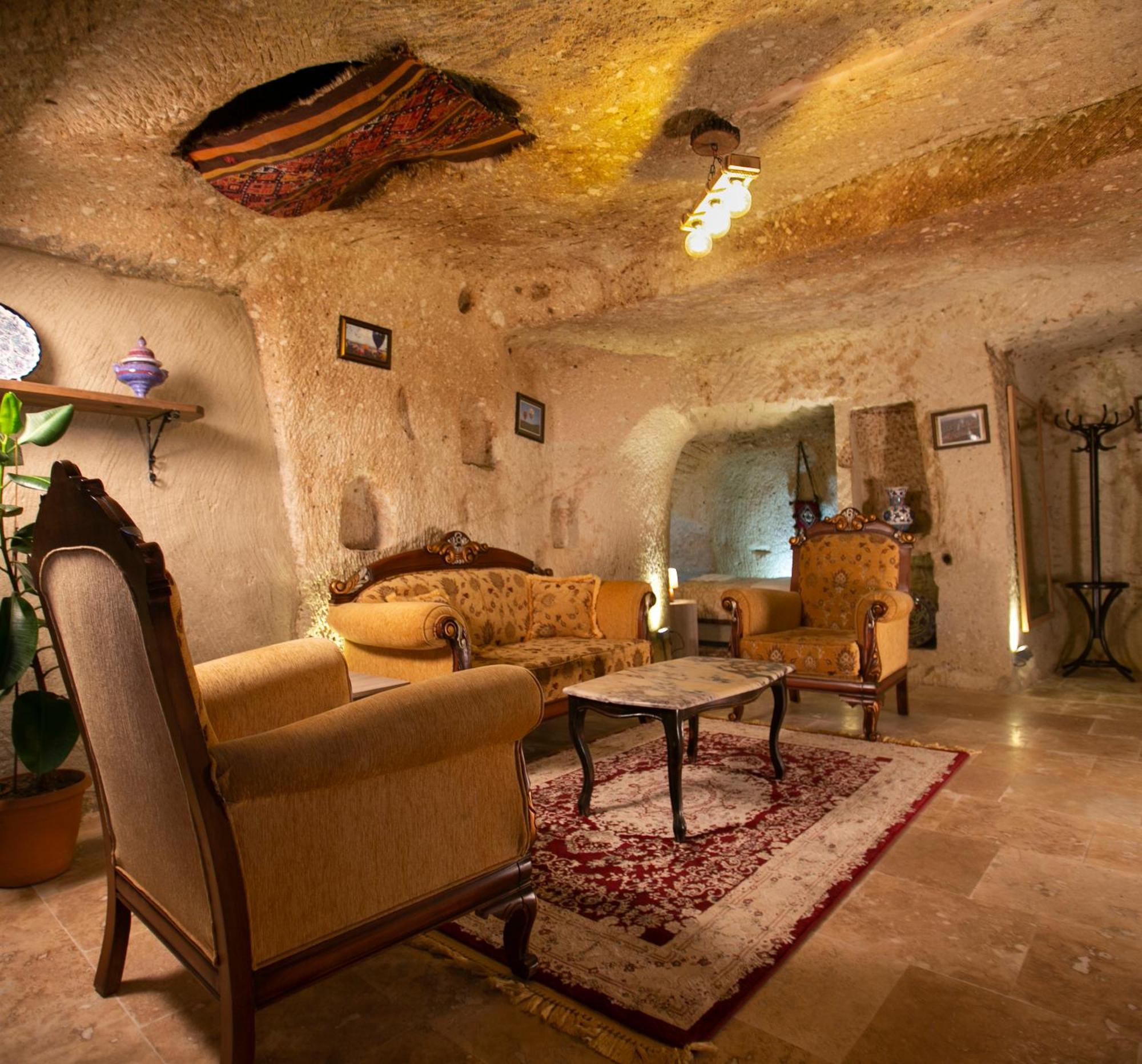 Kamelya Cave Hostel (Adults Only) ギョレメ エクステリア 写真