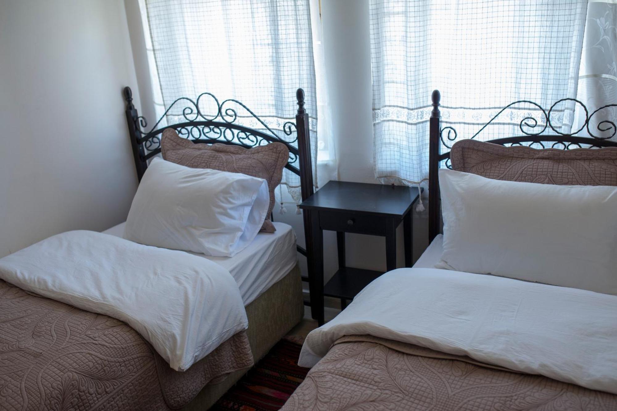 Kamelya Cave Hostel (Adults Only) ギョレメ エクステリア 写真
